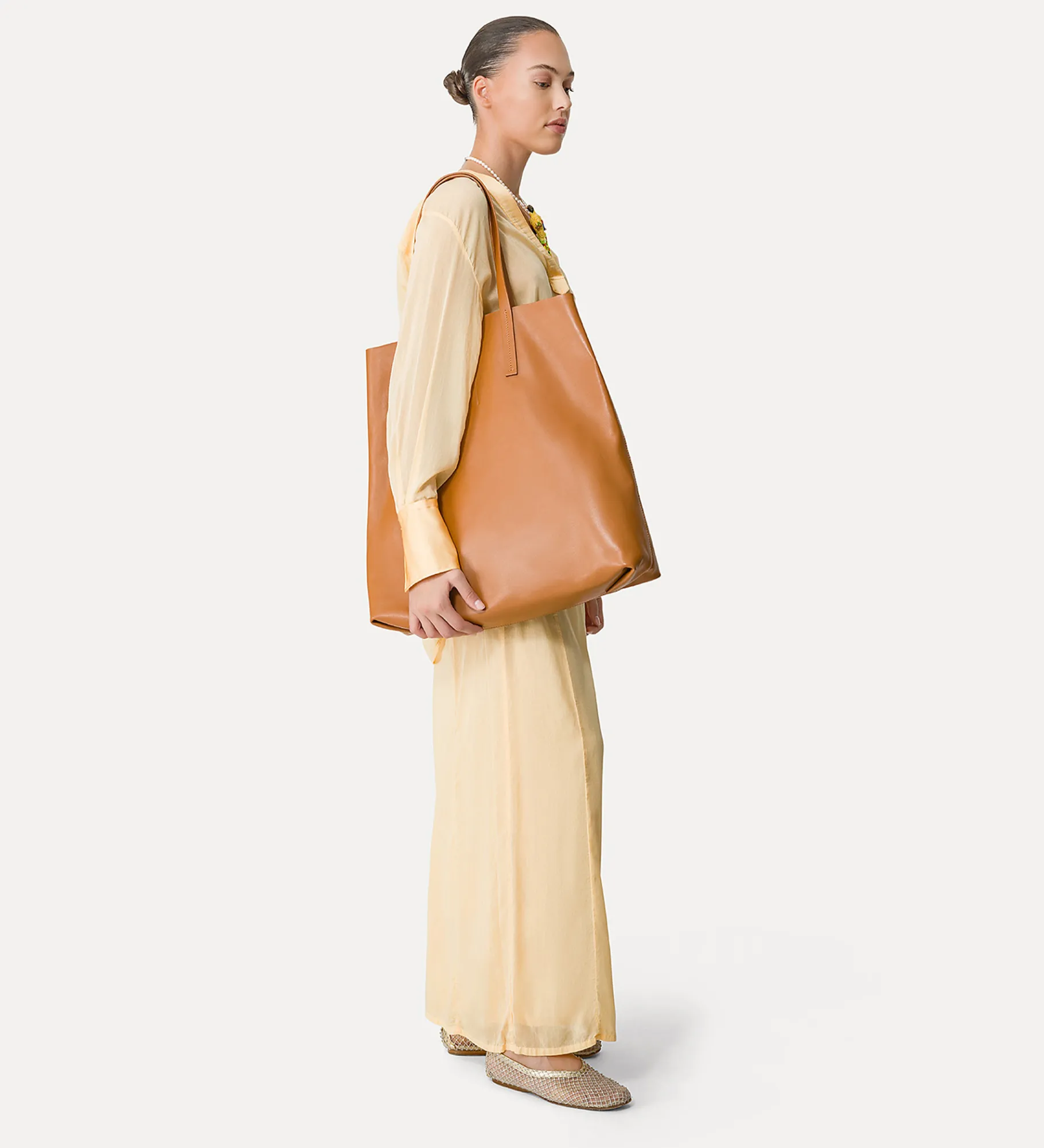 forte_forte large shopper terre^ Bags And Belts